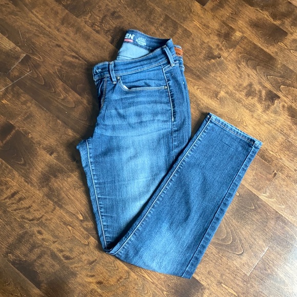 Jeans | Denizen Curvy Skinny 